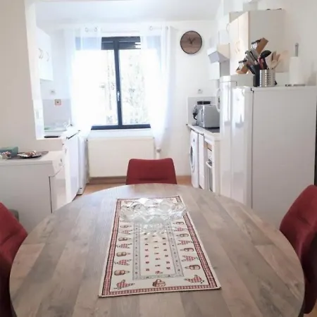 St Pierre, 3 Pièces, 4 Personnes - Fr-1-526-26